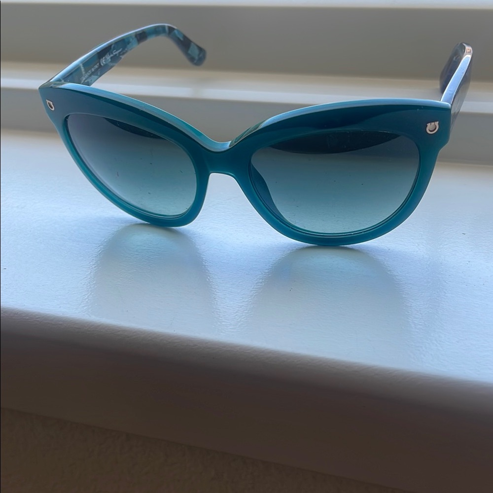 Ferragamo Stylish Teal Sunglasses